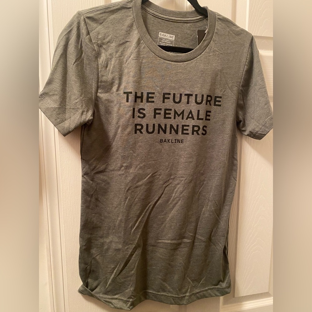 Bakline Women's Short Sleeve Tee - The Future Is Female Runners, Gray